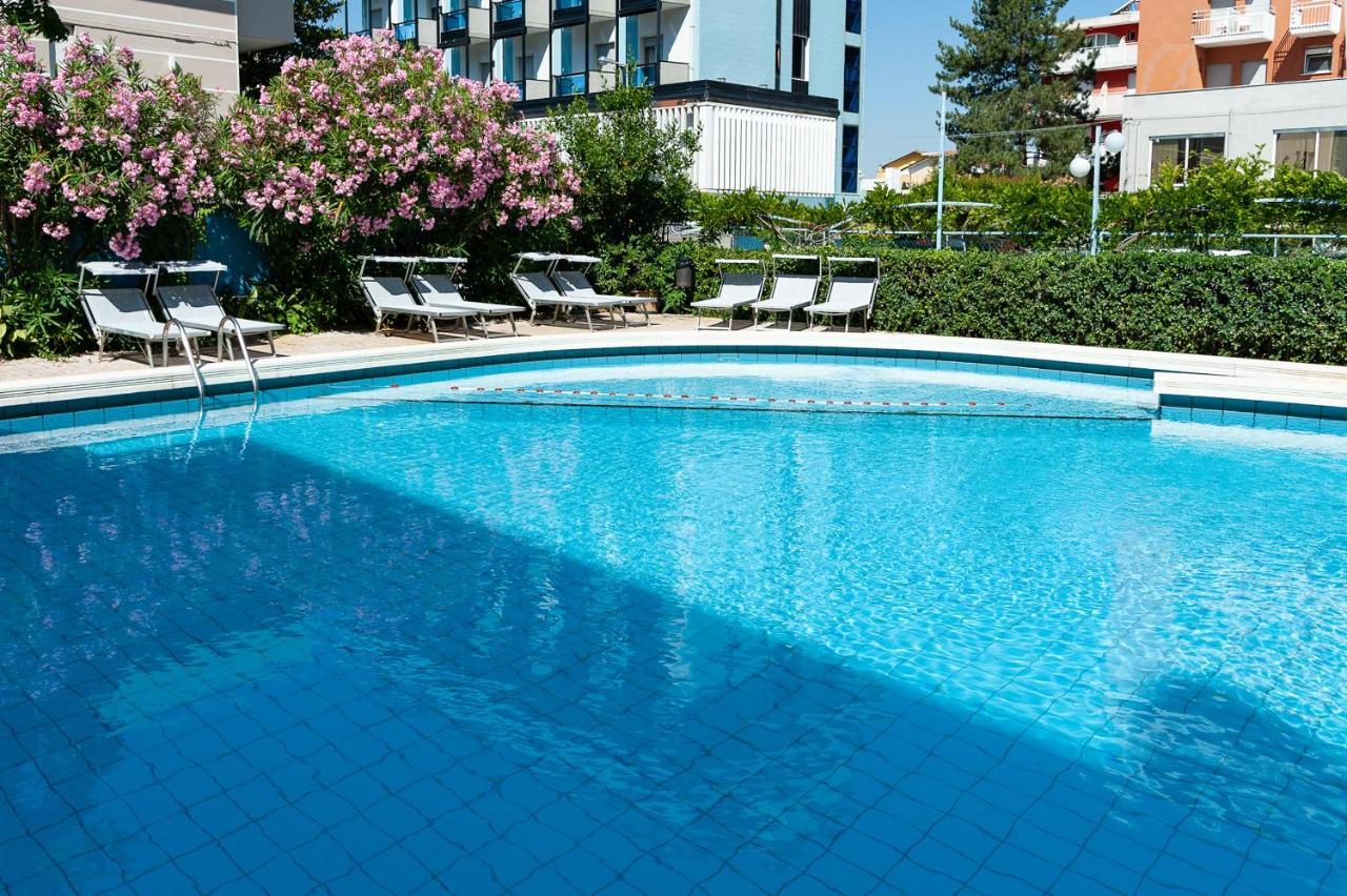 Hotel Mauritius Sentirsi come a Casa Riccione Esterno foto