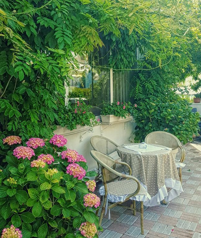 Hotel Mauritius Sentirsi come a Casa Riccione Esterno foto