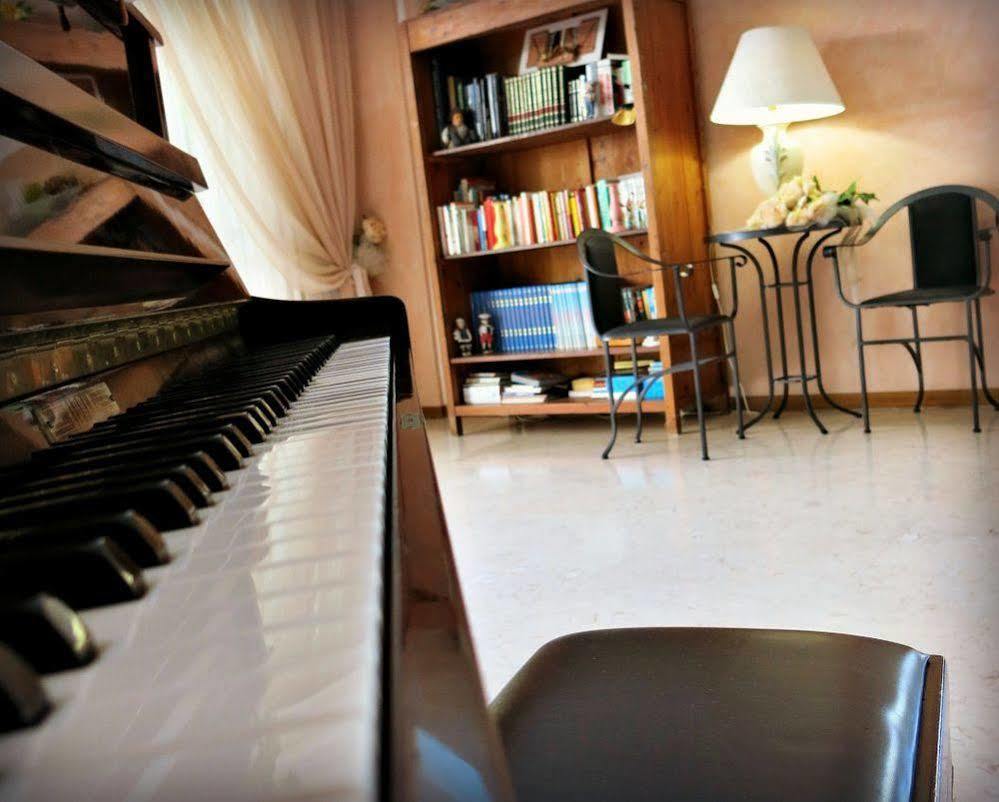Hotel Mauritius Sentirsi come a Casa Riccione Esterno foto